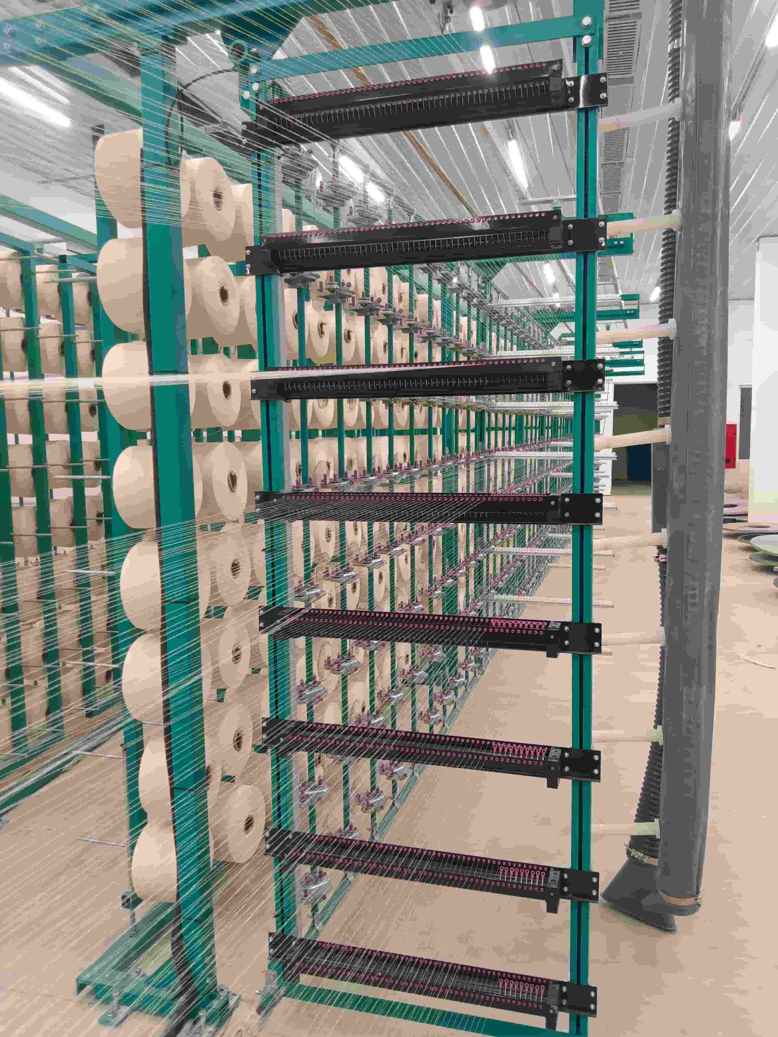 Warping machine creel