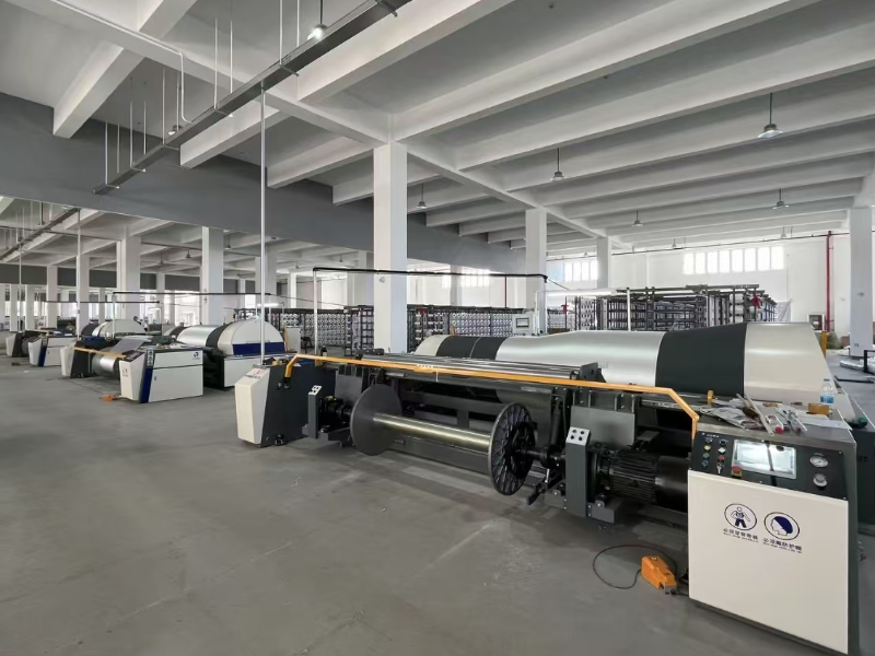 Pedido repetido urgente: Llega el cuarto envoltorio H-FANG para la producción de equipaje.